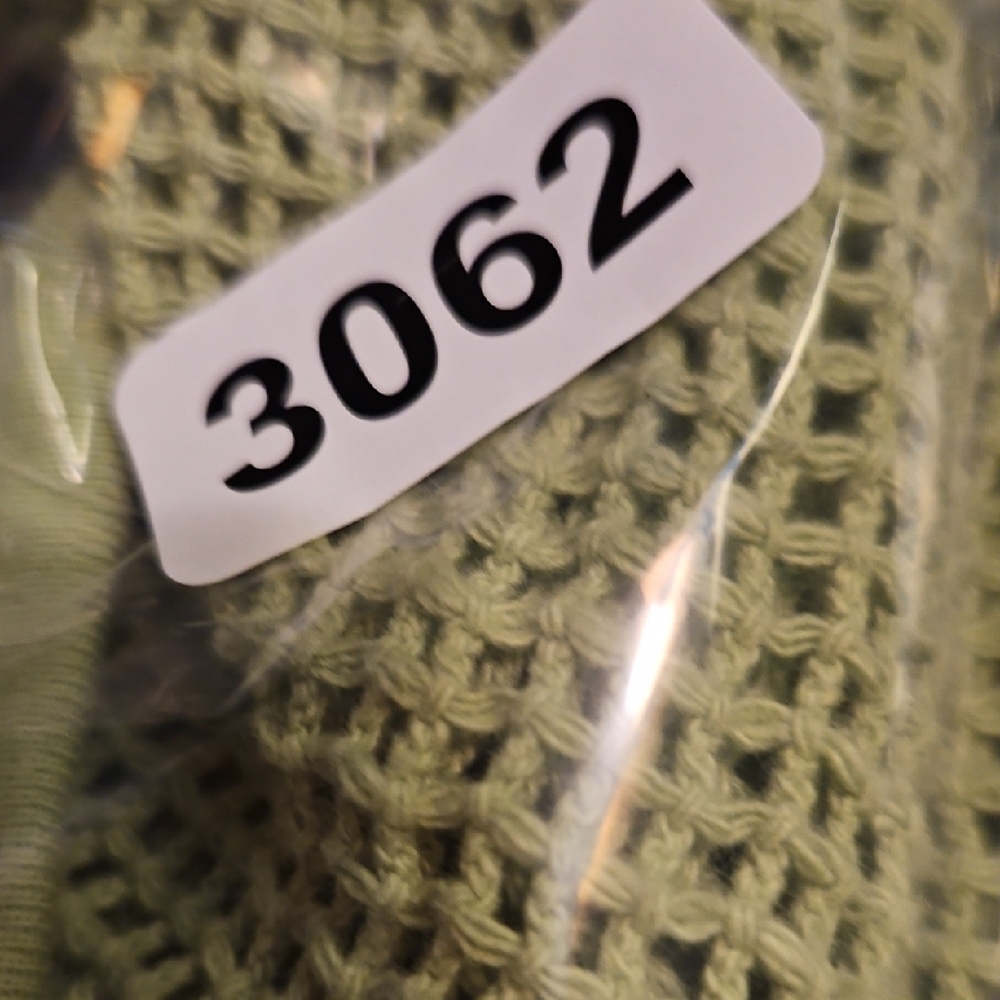 Chico's Sz 3 XL Bright Green V-Neck Sweater Open Weave Cotton Turkey - Picture 8 of 8
